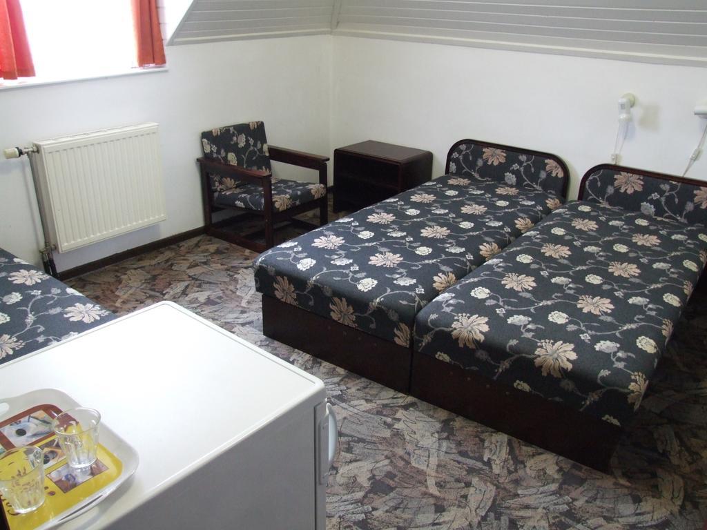 Aranyhid Hotel Balatonboglar Ruang foto