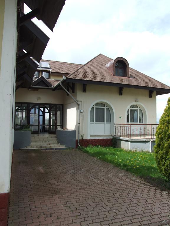 Aranyhid Hotel Balatonboglar Bagian luar foto